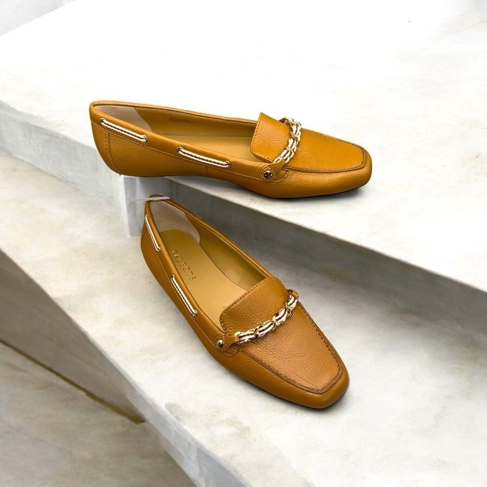 TALBOTS Tan Chain Embellished Leather Loafers Women’s 9.5M